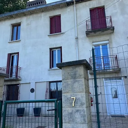 Les Carrieres